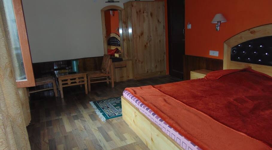 Hotel Himland, Manali 2